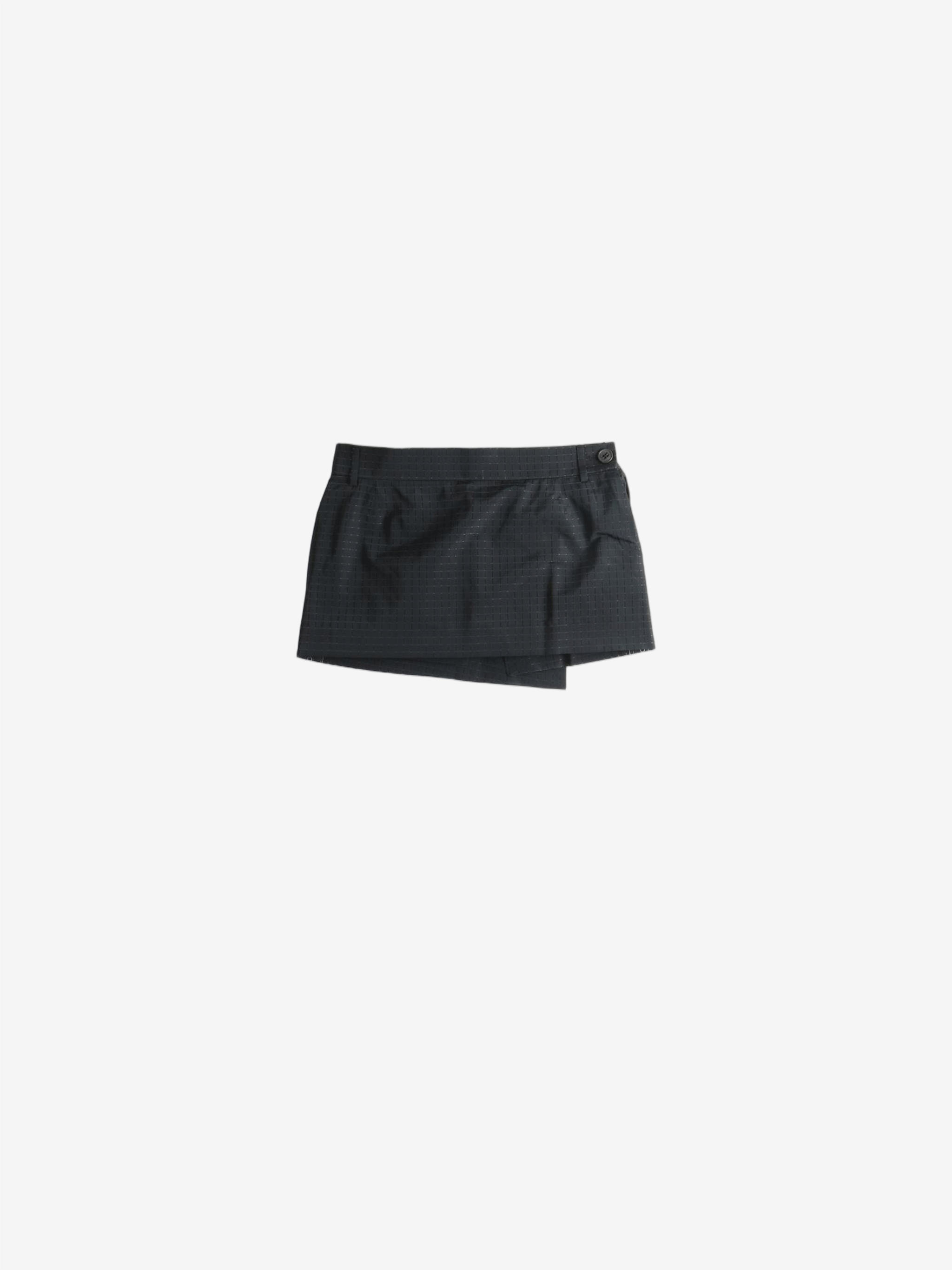 Black skirt, front view