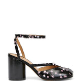 Black sandals, front view
