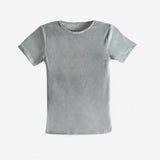Grey t-shirt, front view