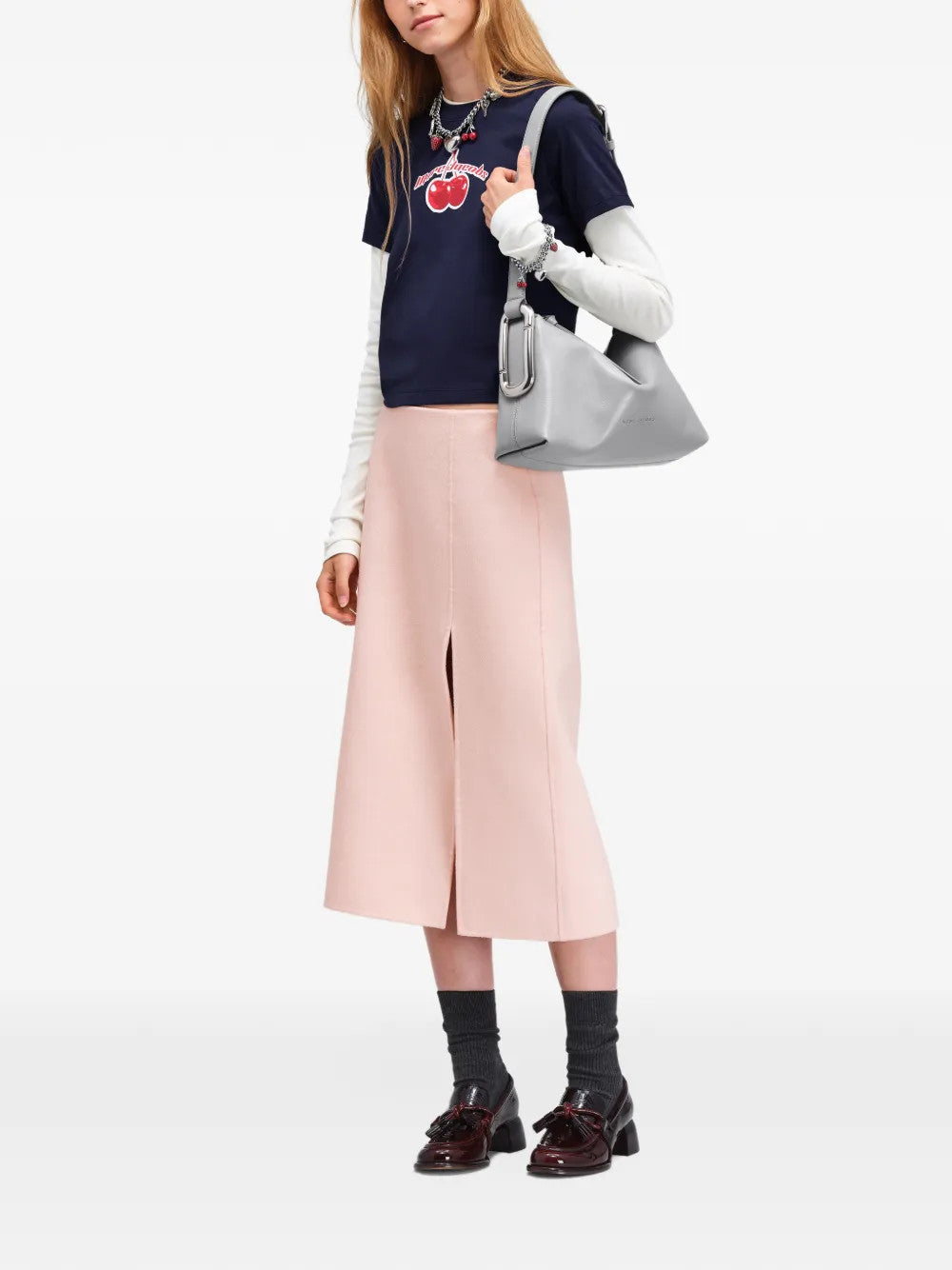 White bag, full body view
