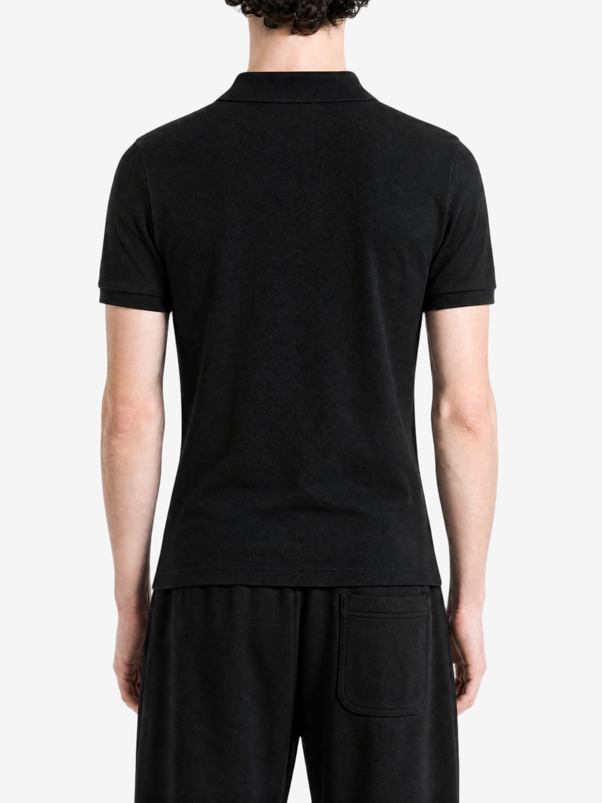 Black shirt, full body view