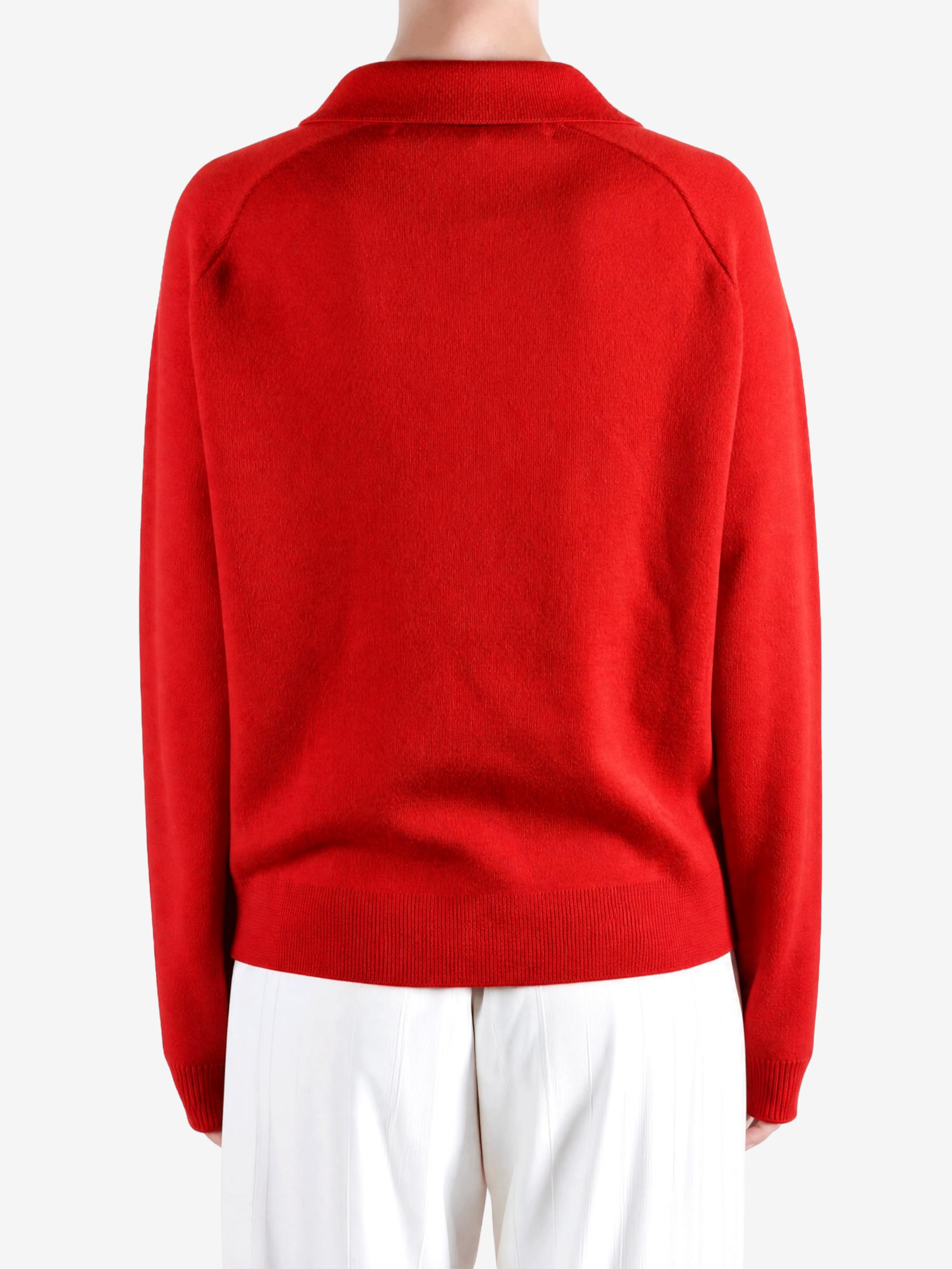 Red shirt, front view