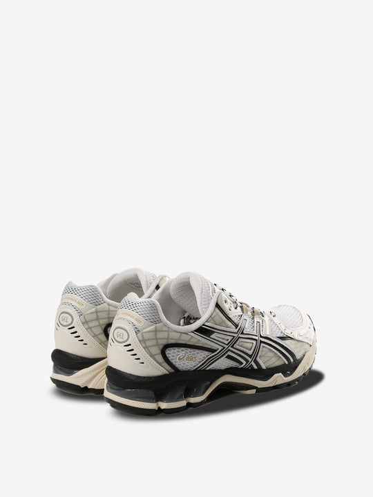 White sneakers,back view