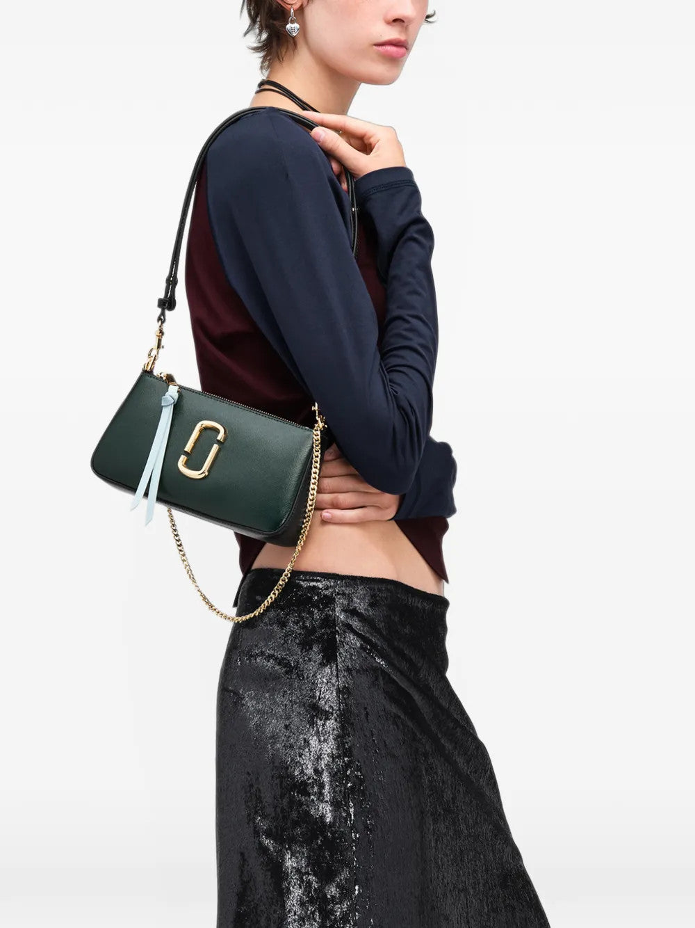 Green bag, full body view