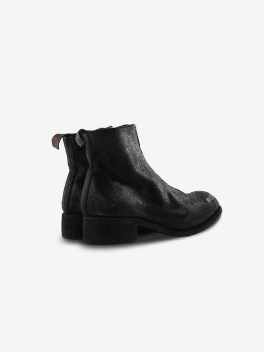 Black boots, front view