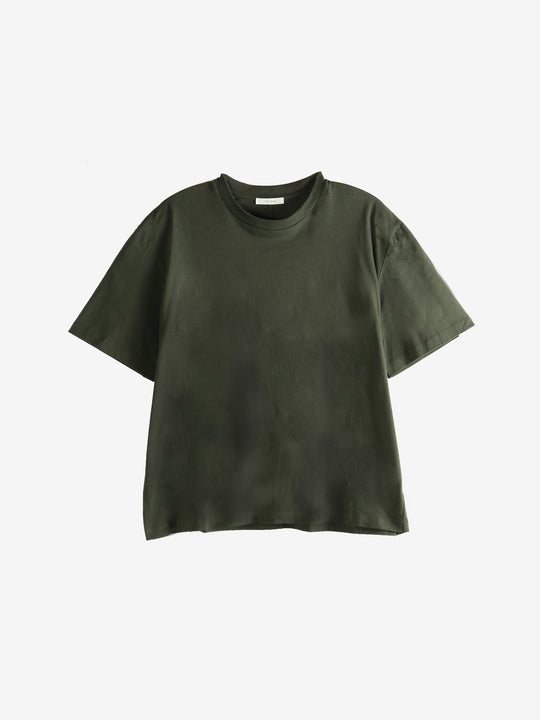 Green t-shirt, front view