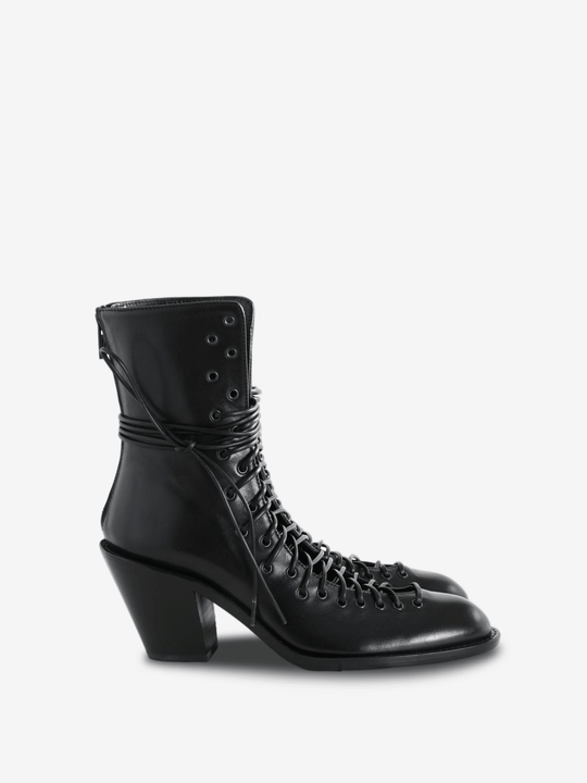 Black boots, front view