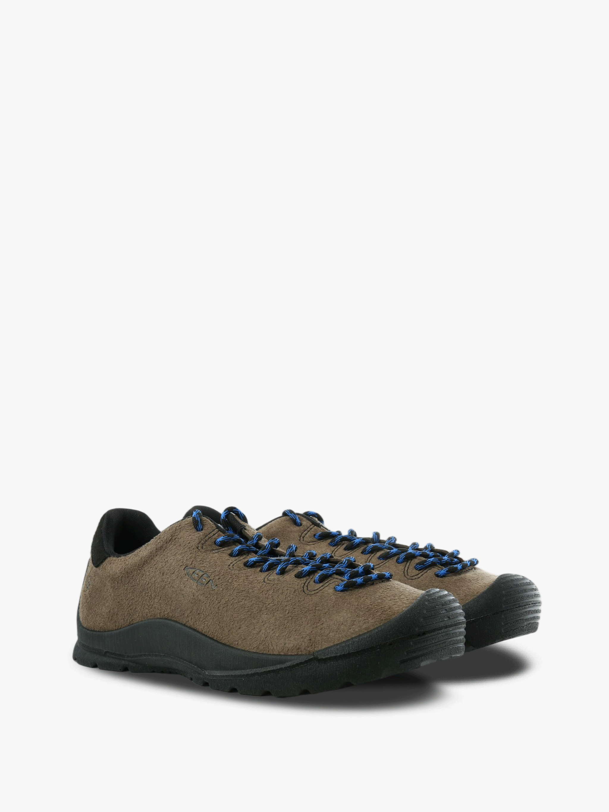 Brown shoes, front view