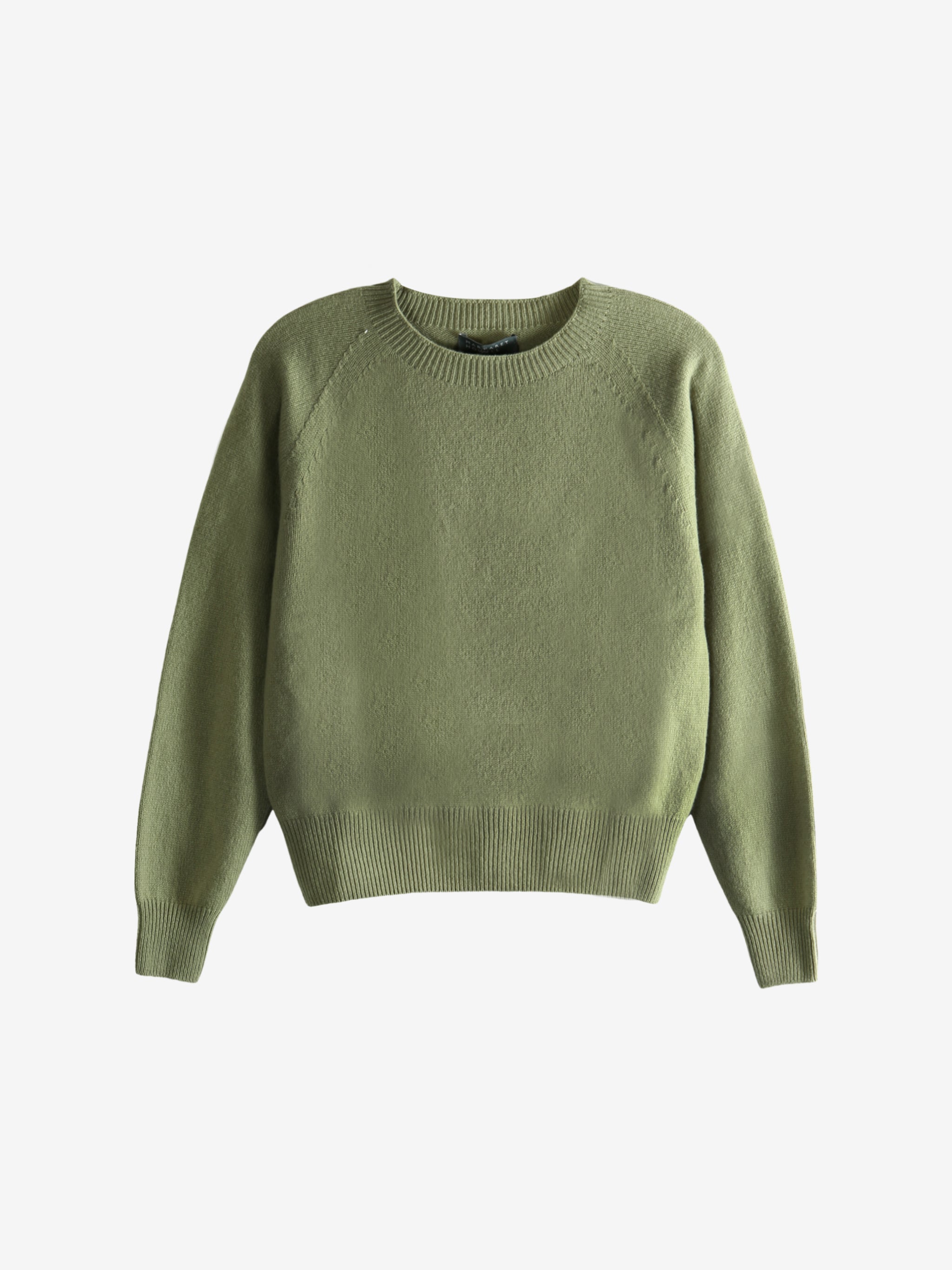 Green knitwear,front view