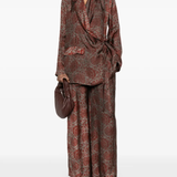 Red jacket,full body view