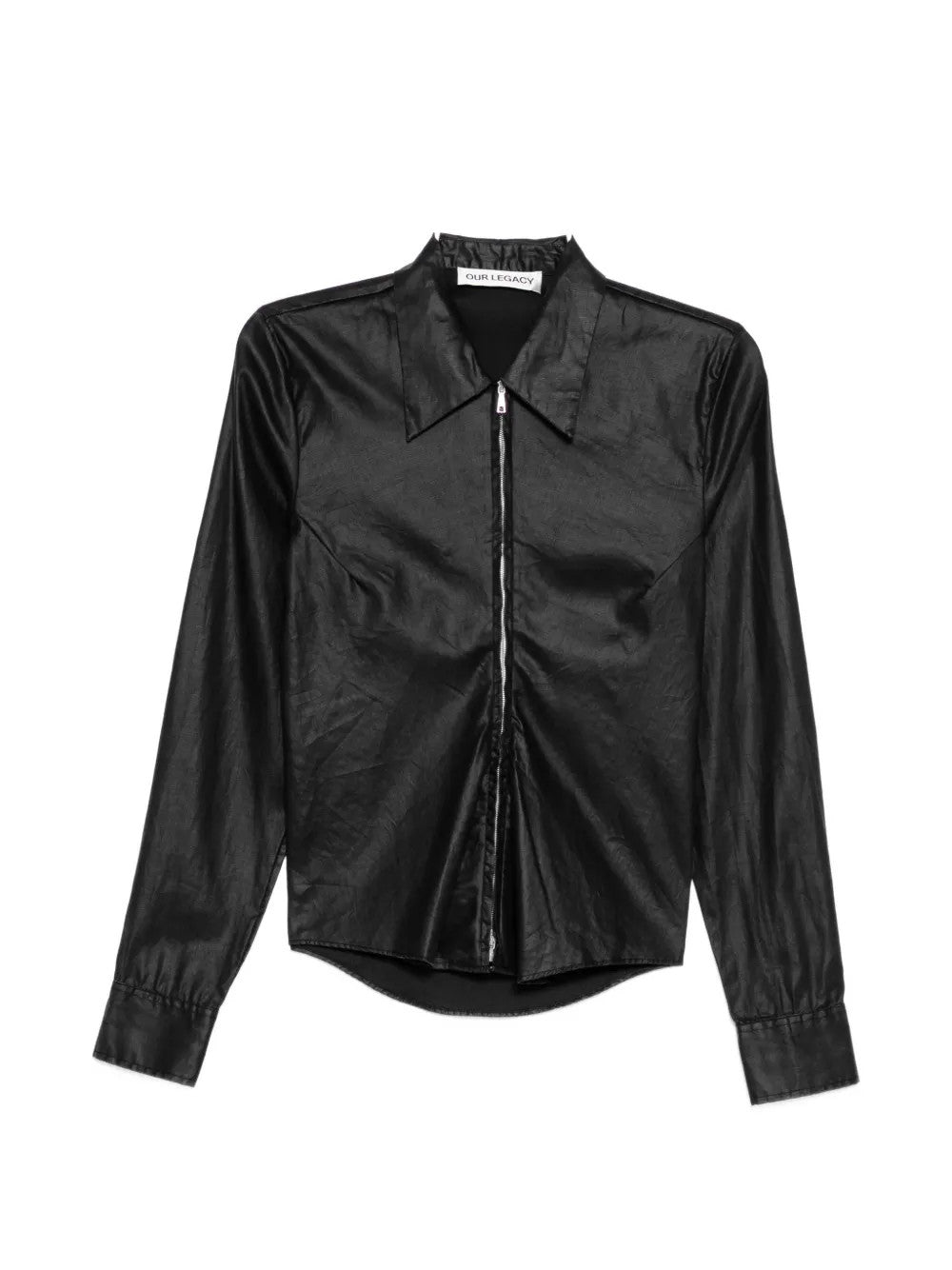 Black shirt, front view
