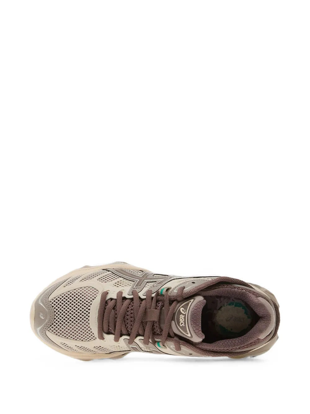 Brown shoes, front view
