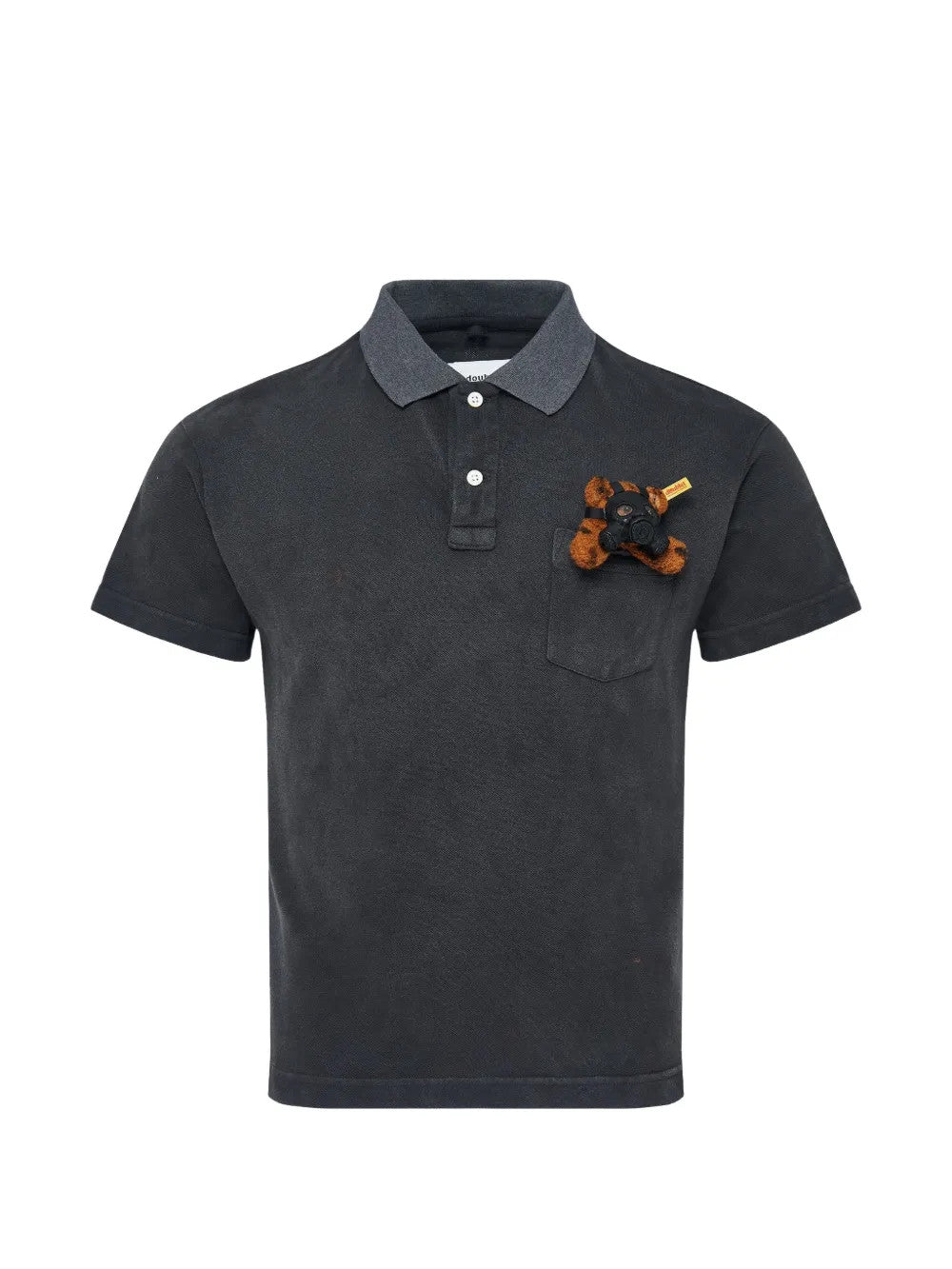 Black shirt, front view