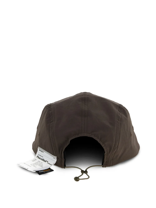 Brown hat, back view