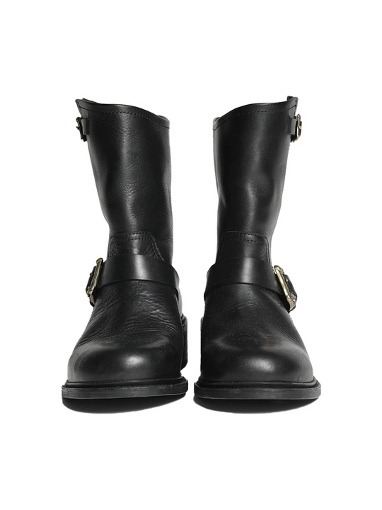 Black boot, front view