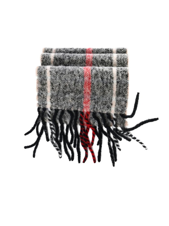 Grey scarf, front view
