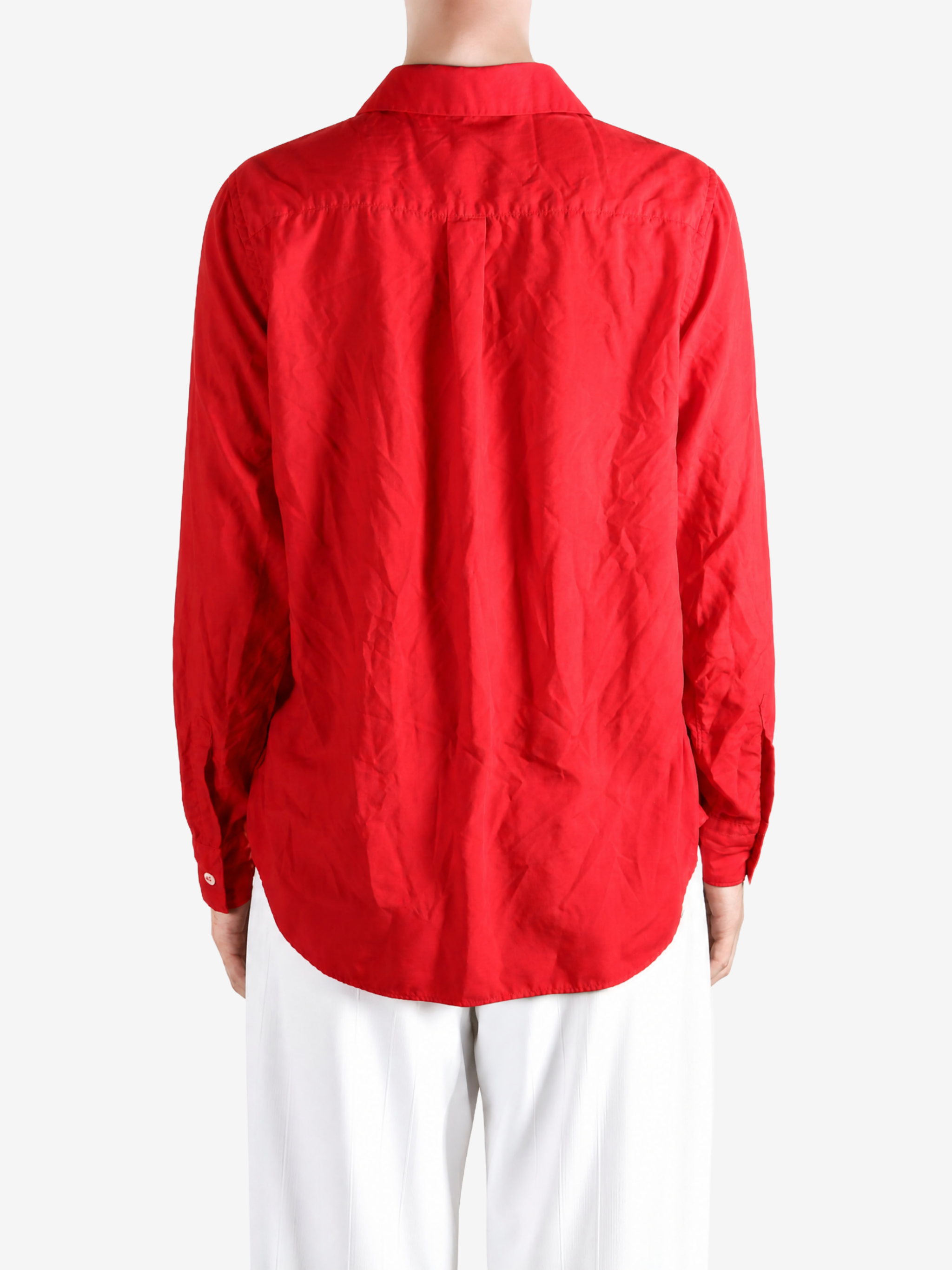 Red shirt, full body view