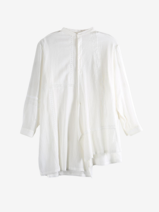 White shirt, front view
