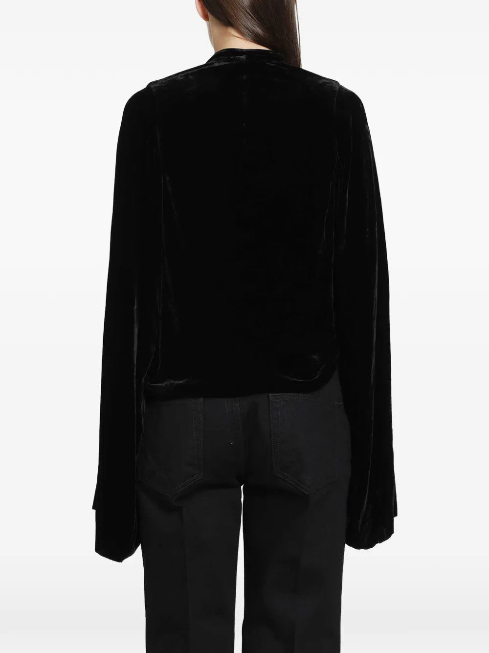 Black t-shirt, full body view