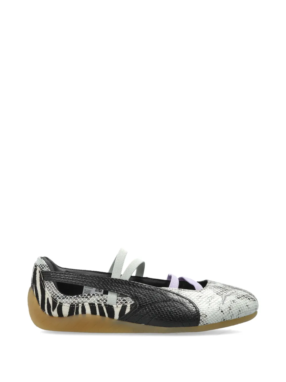 Black sneaker, front view