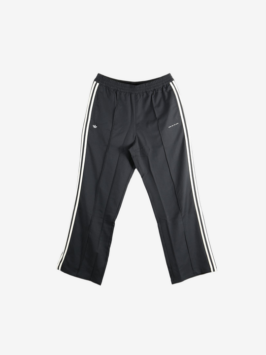 Black pants, front view