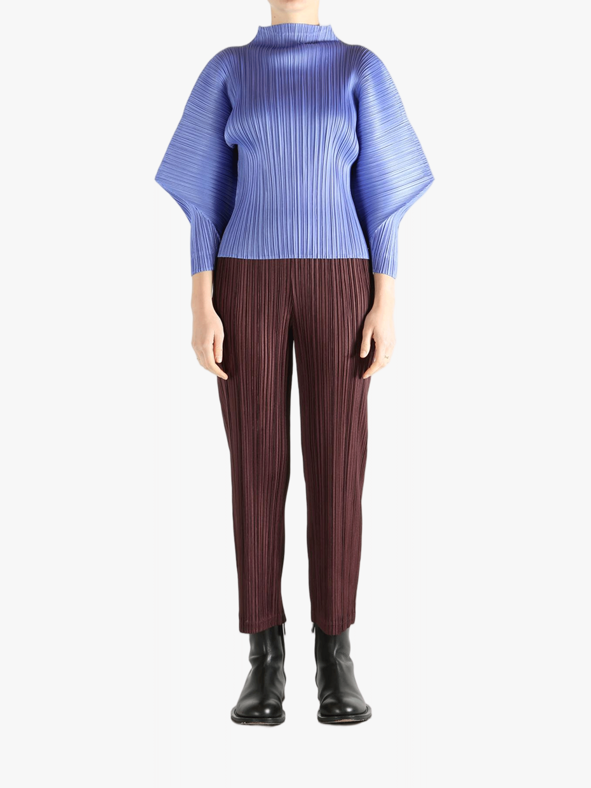 Blue shirt, full body view