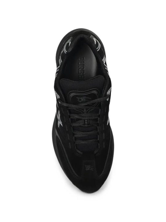Black shoes, front view