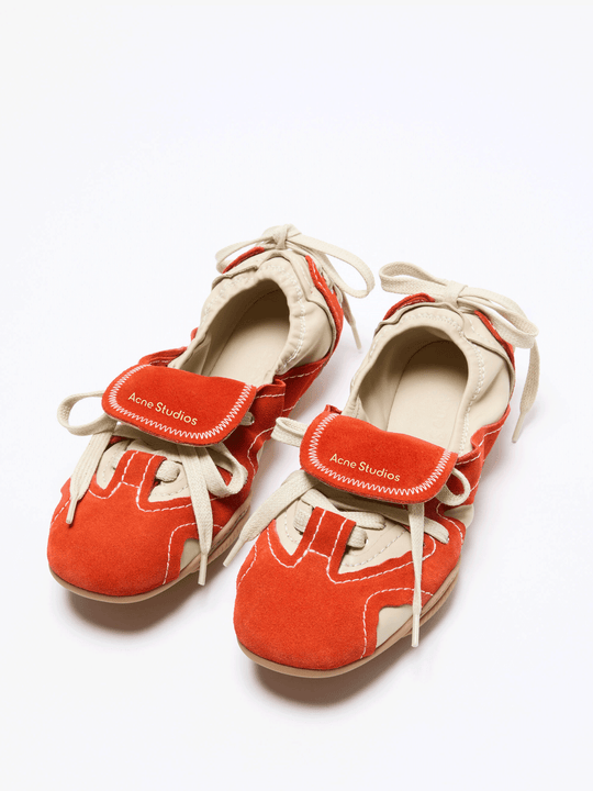 Orange shoes, front view