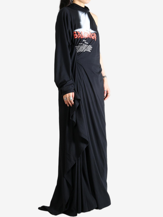 Black dress, full body view