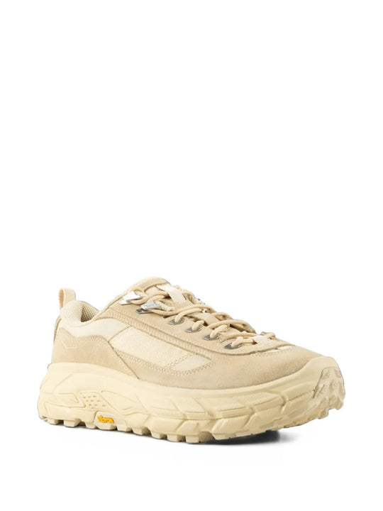 Tan shoes, front view