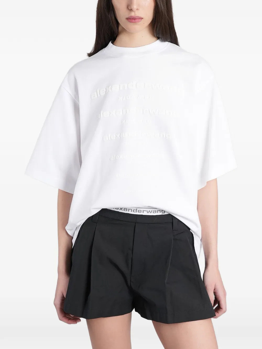 White t-shirt, full body view
