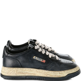 Black shoes, front view