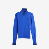 Blue top, front view