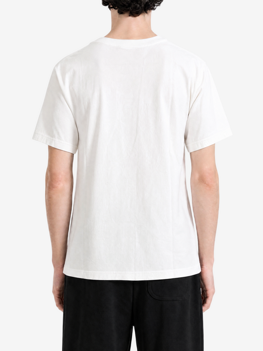 White t-shirt, full body view