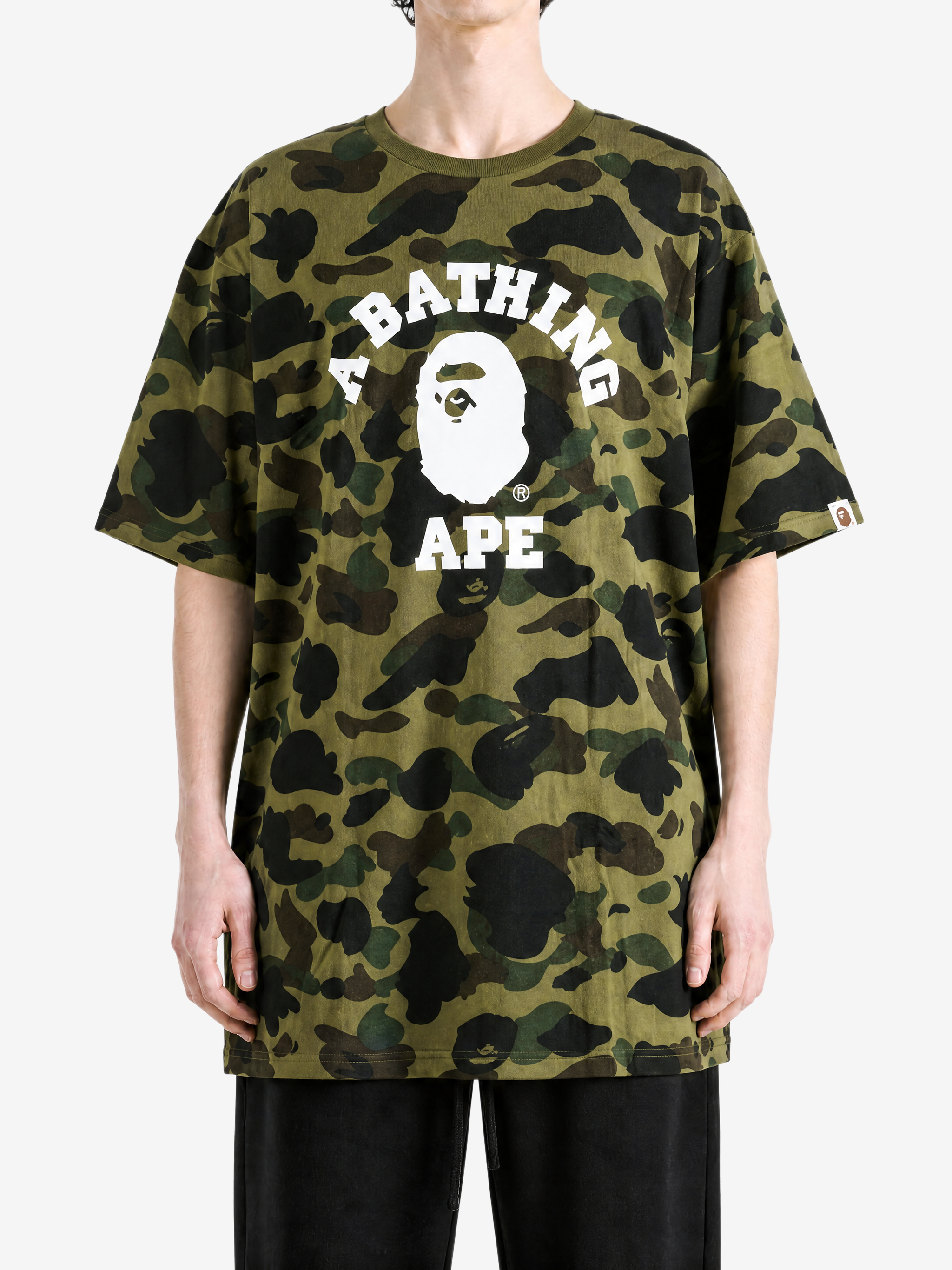 Green t-shirt, full body view