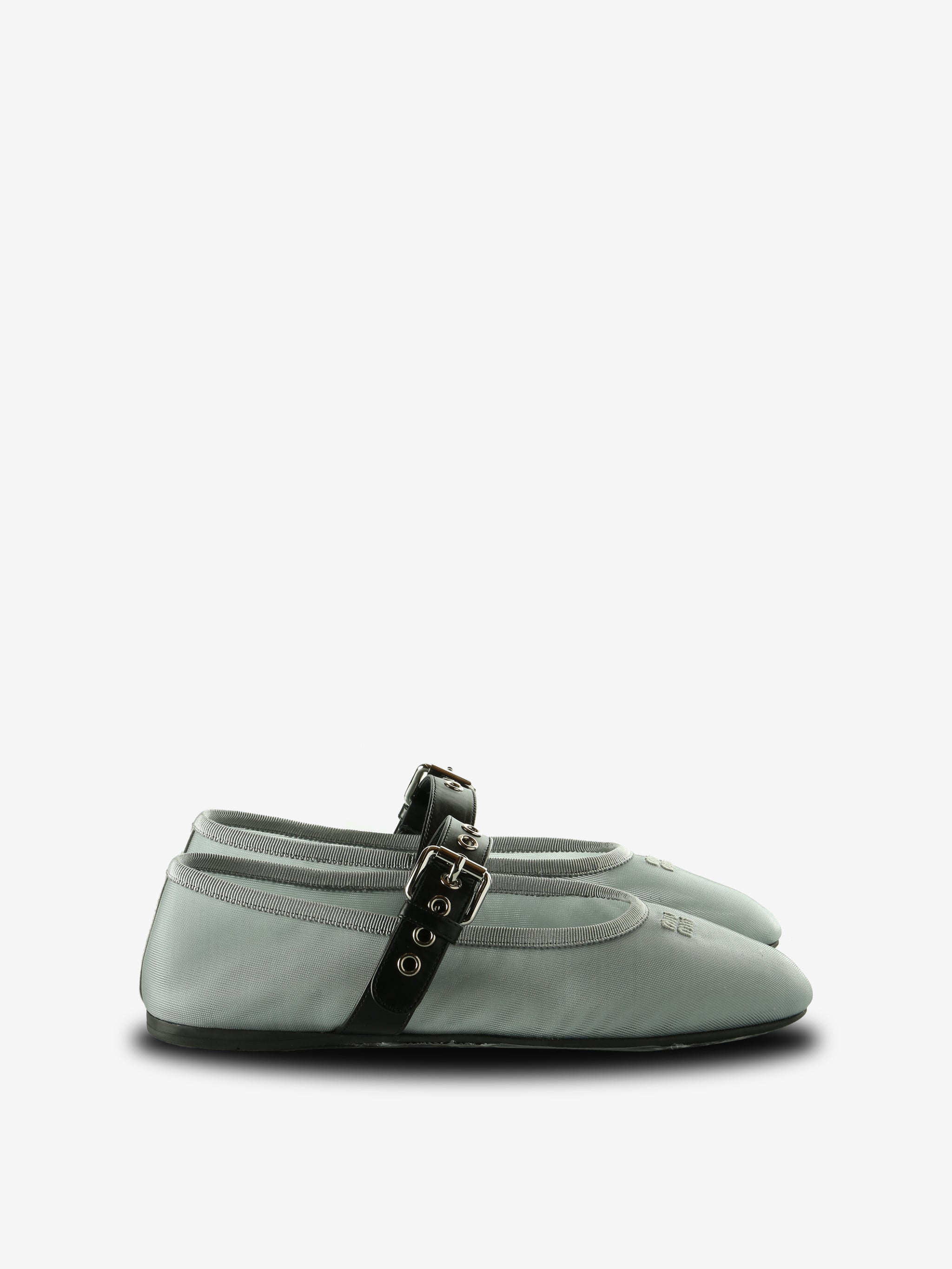 green shoes, side view