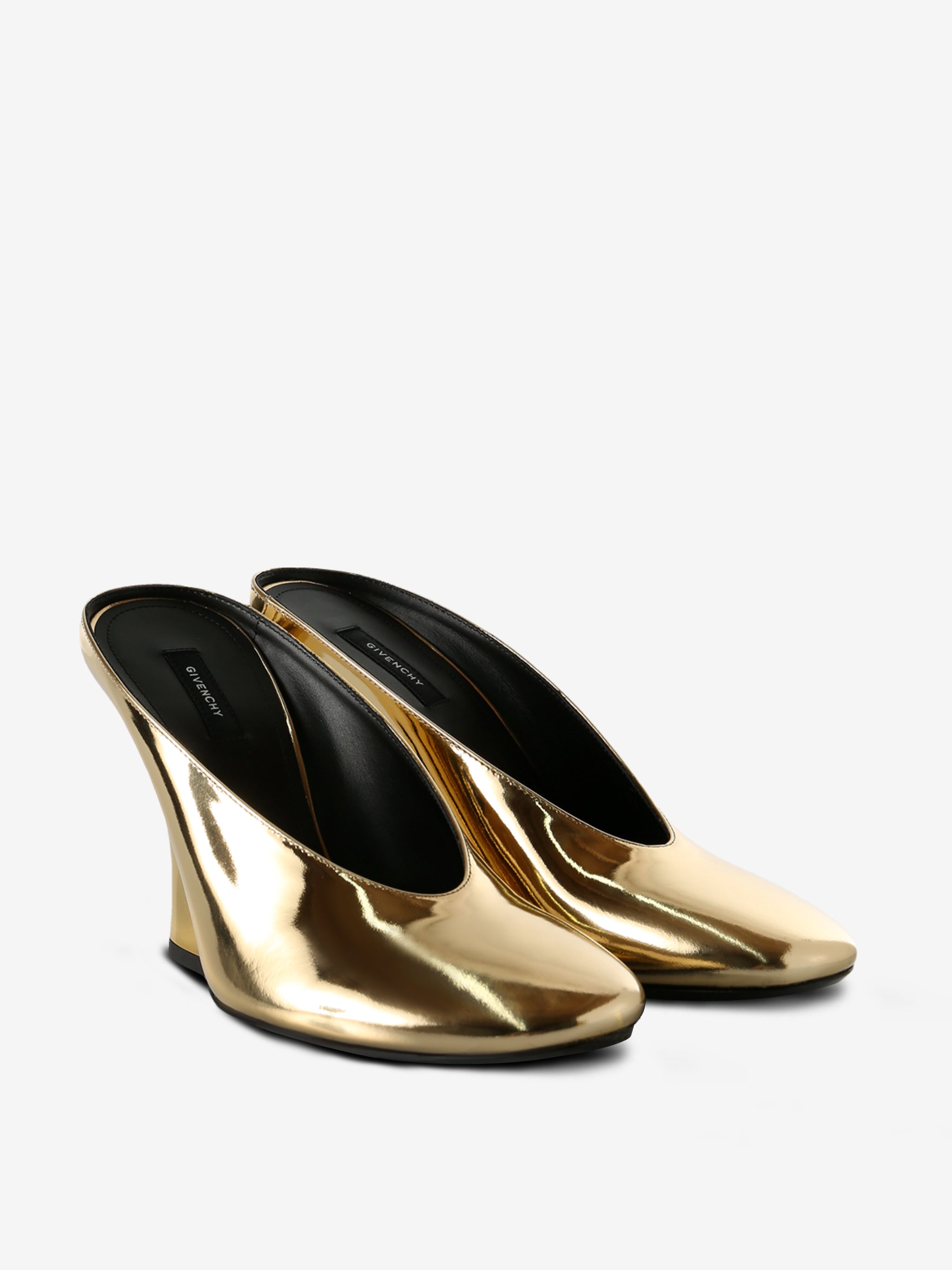 Yellow heels,side view