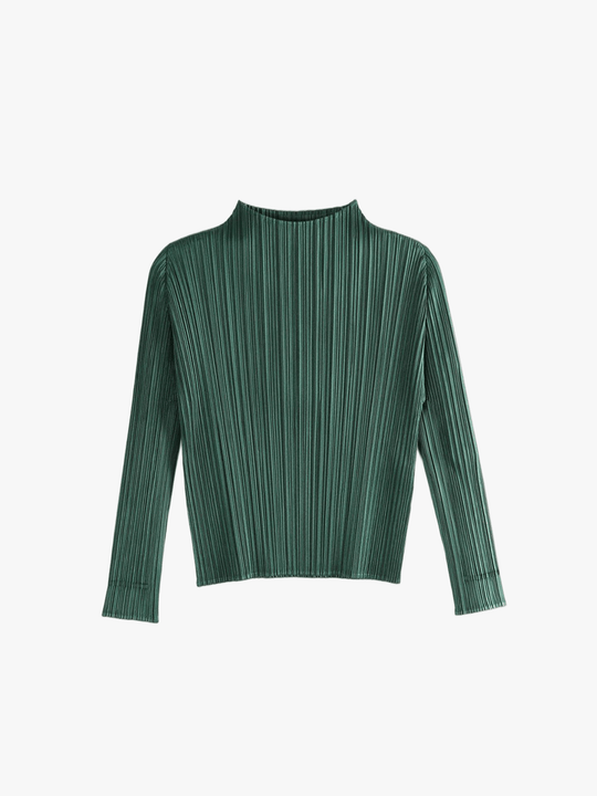 Green shirt,front view