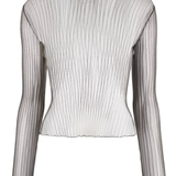 White top,front view