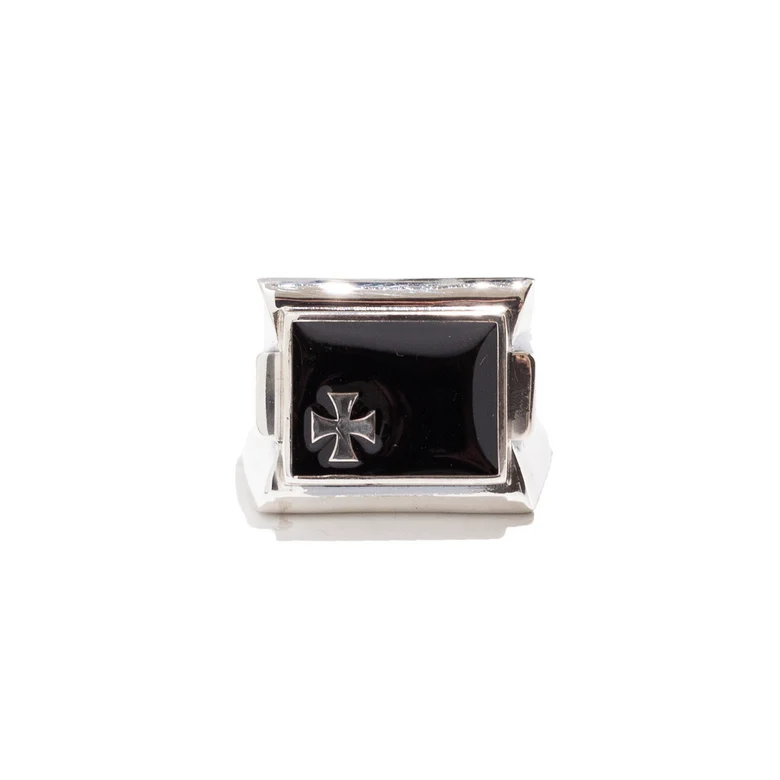 Black jewelry, front view