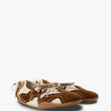 Brown shoes, front view