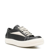 Black shoes, front view