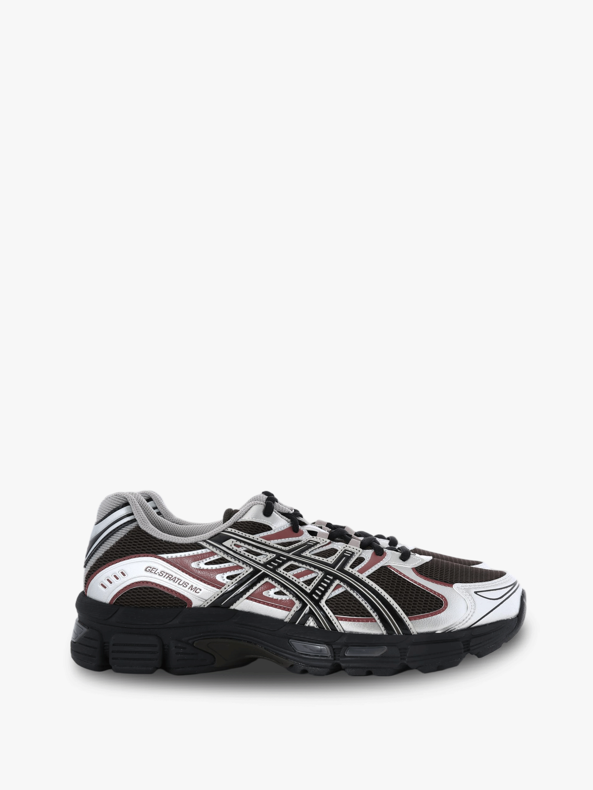Black shoes, front view