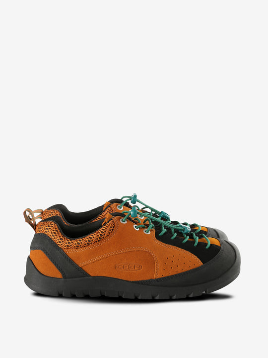 Brown sneakers, front view