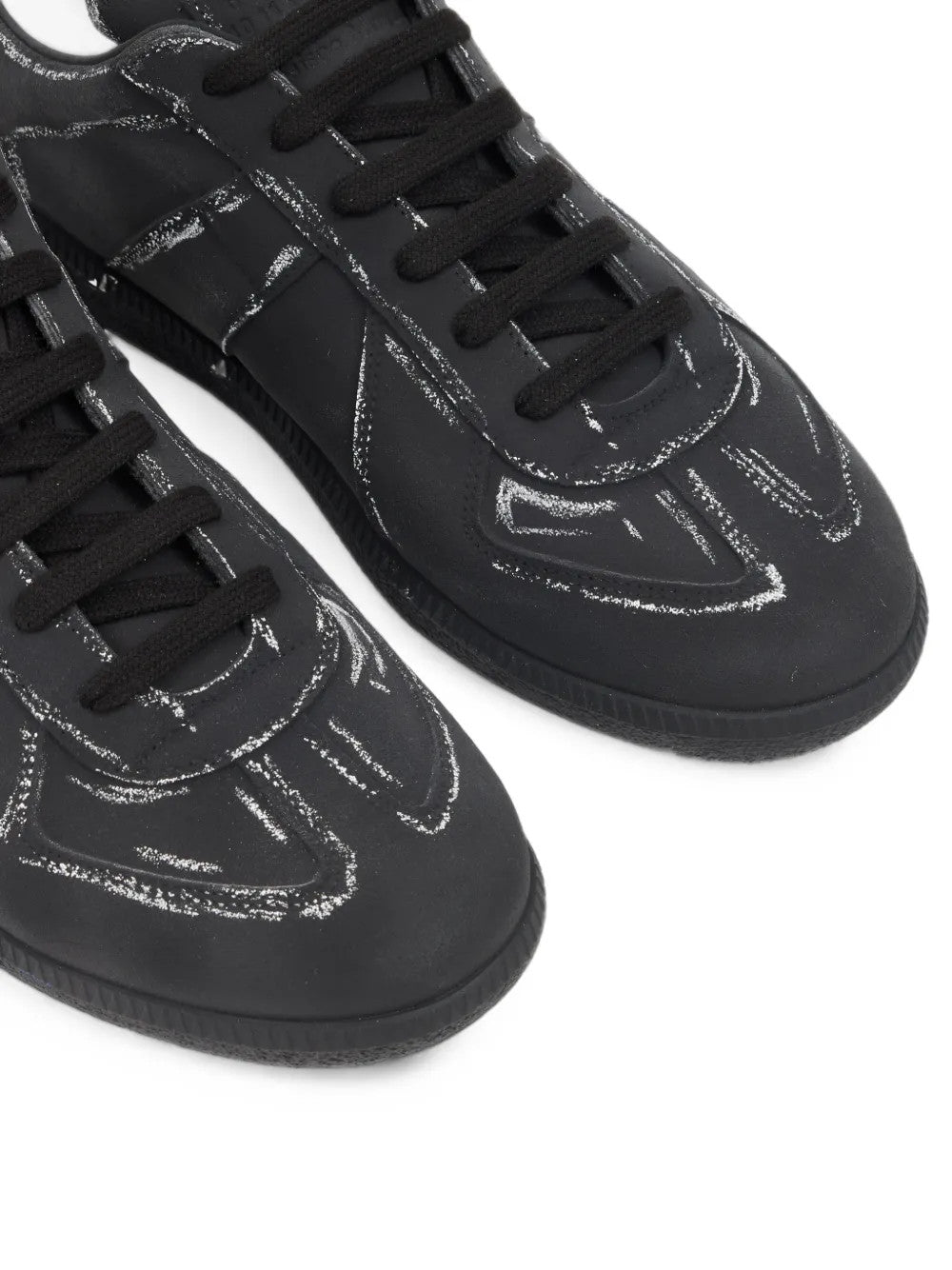Black shoes, front view