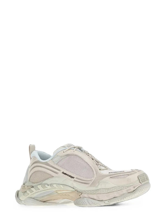 Tan shoes, front view