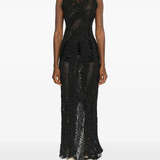 Black dress,full body view