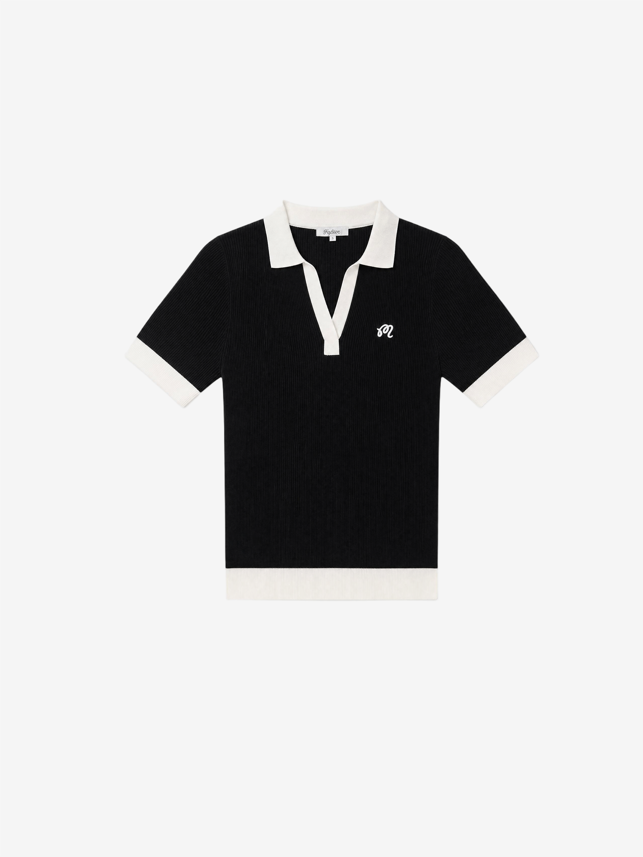 Black shirt, front view
