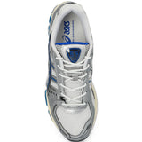 White shoes, front view