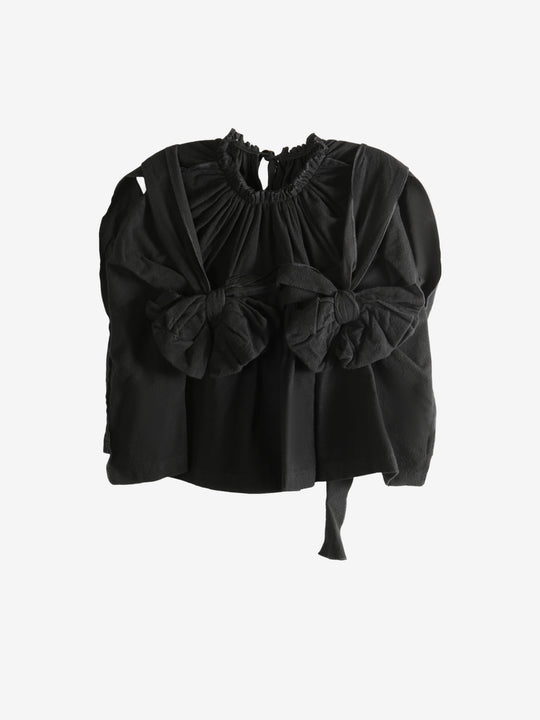 Black blouse, front view